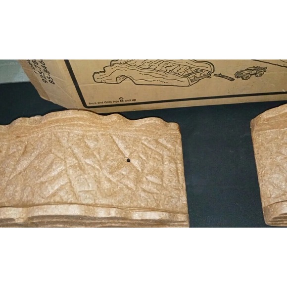 Schaper Stomper Wild Mountain Set 4X4 Foam Mountains Bridge Sticks 1980 RARE Box - Picture 4 of 8